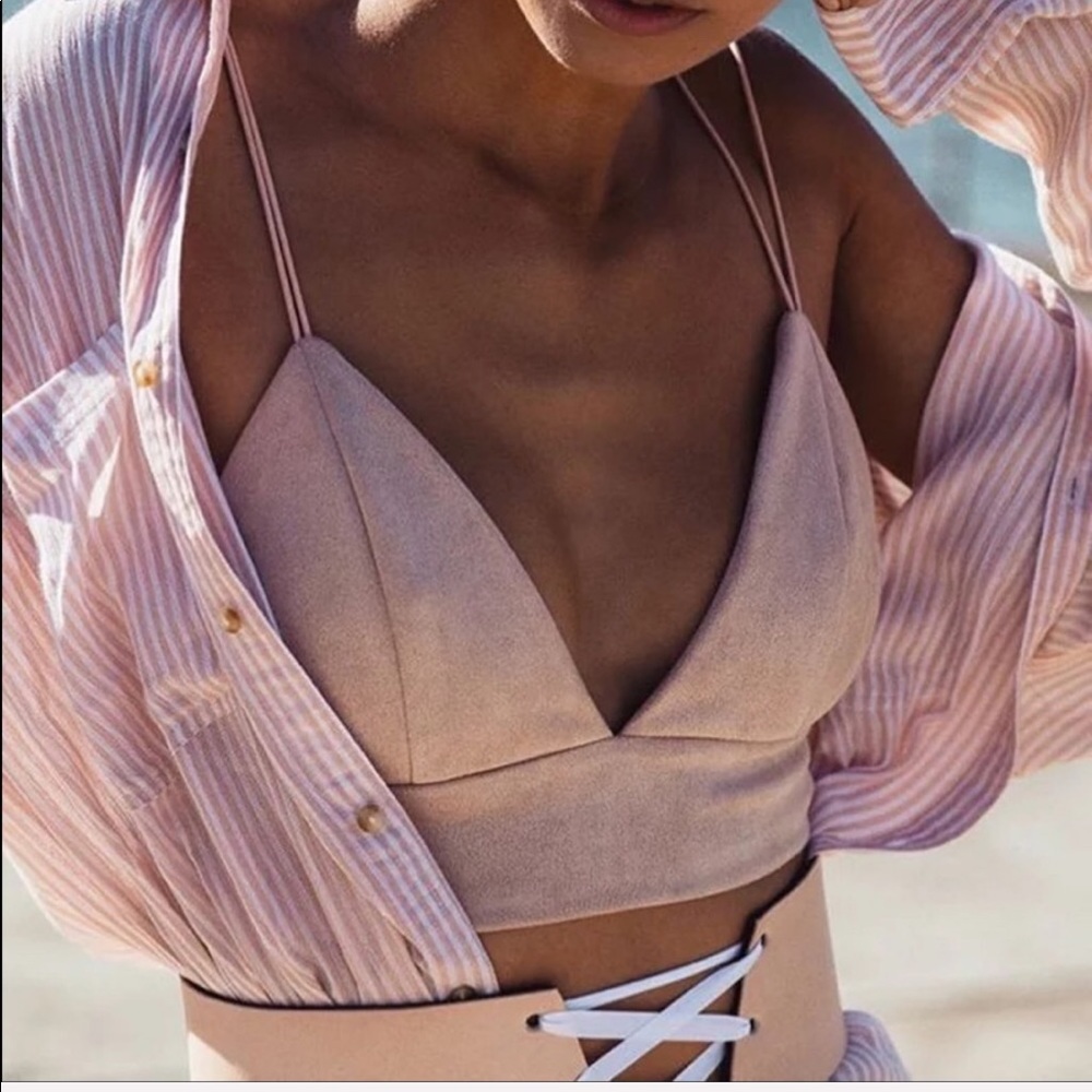 ✨SOLD✨ NWT Blush Pink Faux Suede Cropped Tank Top - Picture 1 of 6